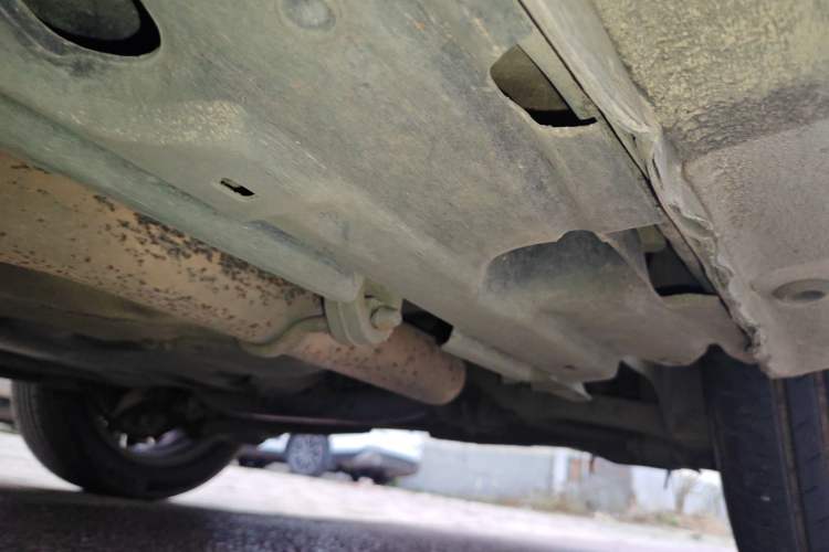 Used Ford Mondeo 2011 2.0L GTDi 200 Luxury Edition Chassis Rear Left