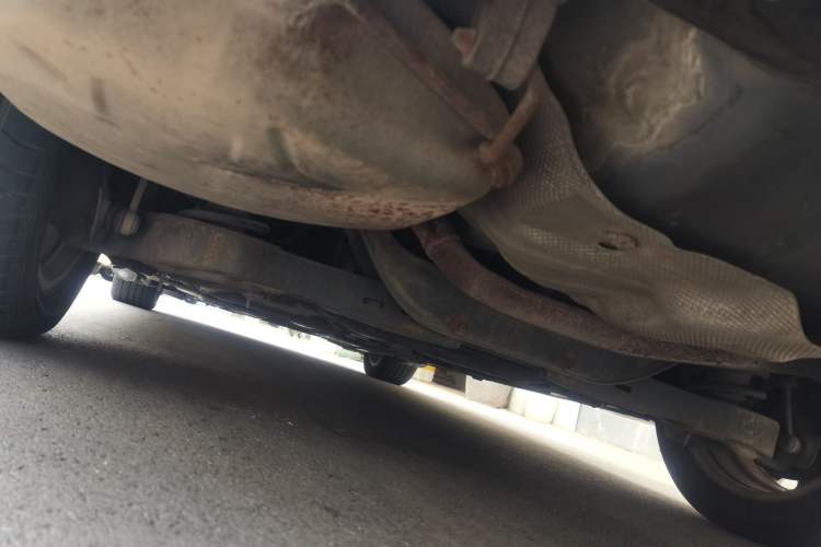 Used Ford Mondeo 2011 2.0L GTDi 200 Luxury Edition Chassis Rear Left