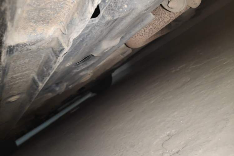 Used Ford Mondeo 2011 2.0L GTDi240 Ultimate Edition Chassis Rear Left