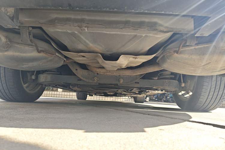 Used Ford Mondeo 2011 2.0L GTDi 200 Fashion Edition Chassis Rear