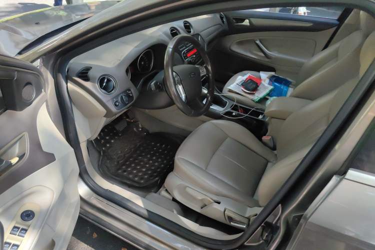 Used Ford Mondeo 2011 2.3L Fashion Edition Driver Seat