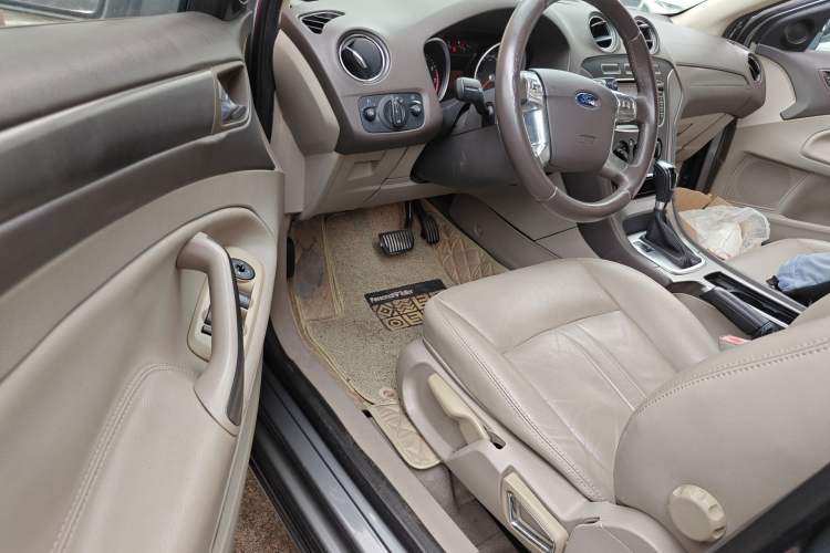 Used Ford Mondeo 2011 2.3L Fashion Edition Driver Seat