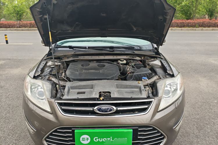 Used Ford Mondeo 2011 2.0L GTDi 200 Luxury Edition Engine Bay