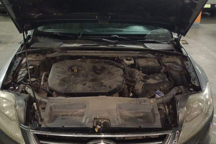 Used Ford Mondeo 2011 2.0L GTDi 200 Fashion Edition Engine Bay