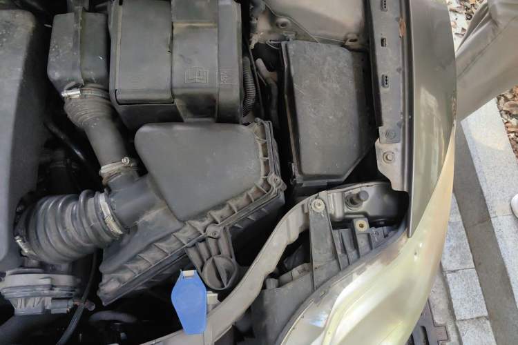 Used Ford Mondeo 2011 2.3L Fashion Edition Engine Bay Left