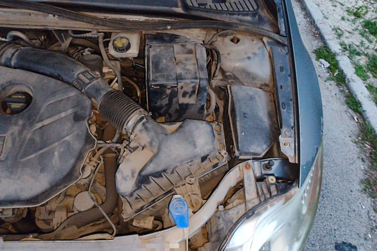 Used Ford Mondeo 2011 2.0L GTDi 200 Luxury Edition Engine Bay Left