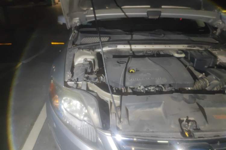 Used Ford Mondeo 2011 2.3L Fashion Edition Engine Bay Right