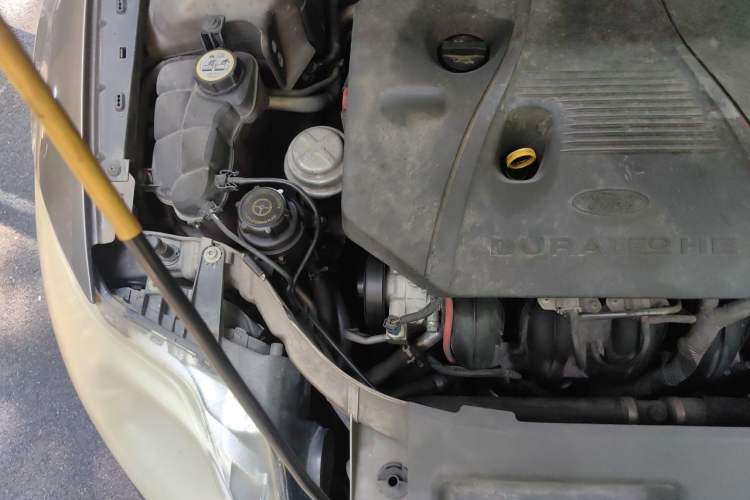 Used Ford Mondeo 2011 2.3L Fashion Edition Engine Bay Right
