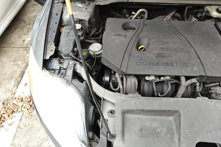 Used Ford Mondeo 2011 2.3L Fashion Edition Engine Bay Right
