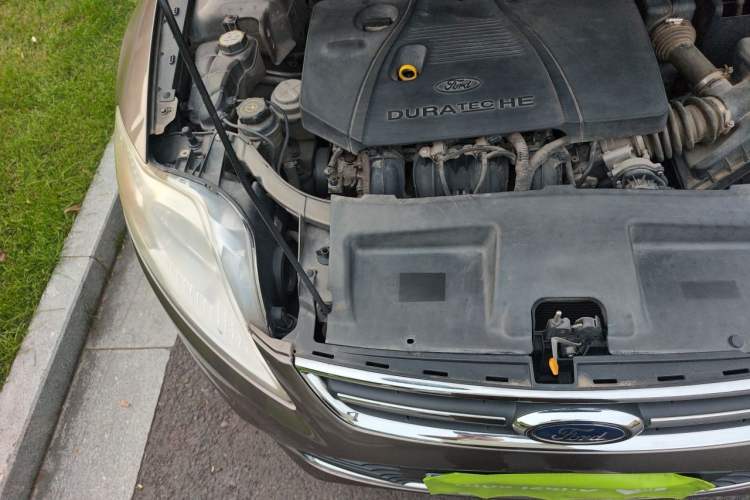Used Ford Mondeo 2011 2.3L Fashion Edition Engine Bay Right