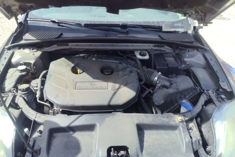 Used Ford Mondeo 2011 2.0L GTDi 200 Fashion Edition Engine Bay