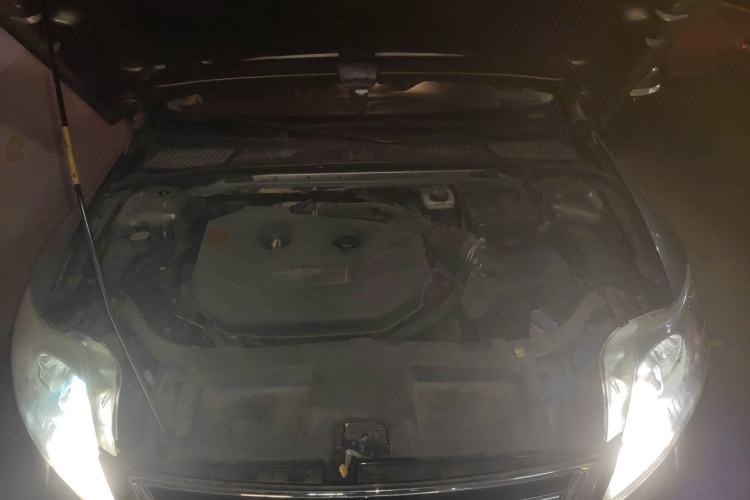 Used Ford Mondeo 2011 2.0L GTDi240 Ultimate Edition Engine Bay