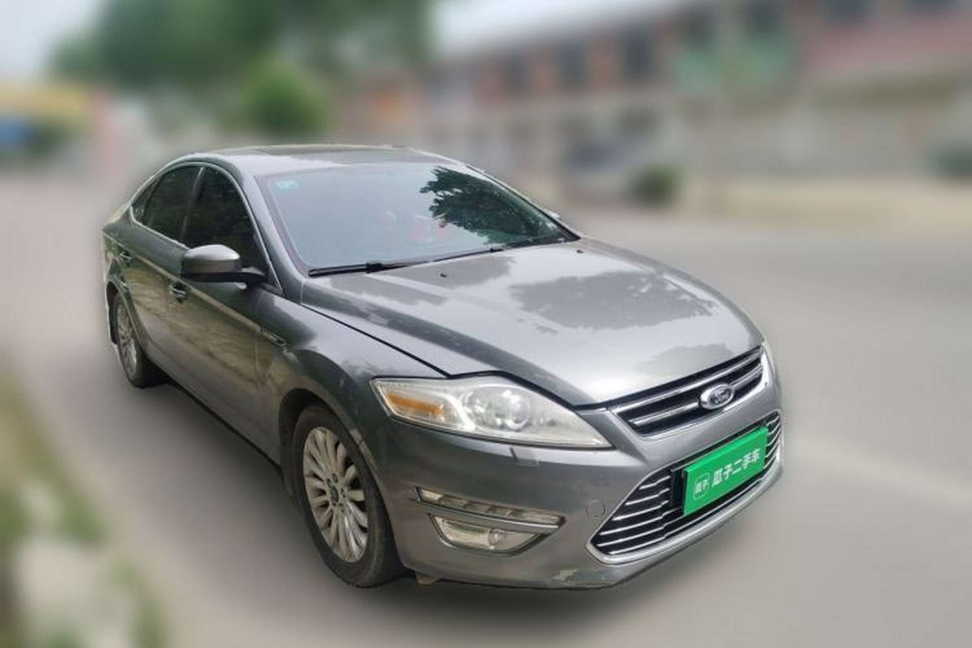 Used Ford Mondeo 2011 2.0L GTDi 200 Luxury Edition Front Right 45 Deg