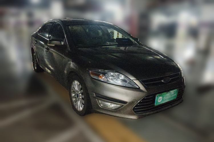 Used Ford Mondeo 2011 2.0L GTDi 200 Fashion Edition Front Right 45 Deg