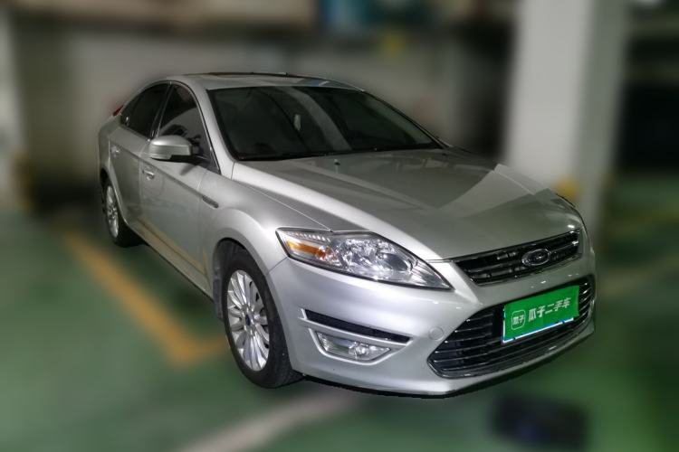 Used Ford Mondeo 2011 2.3L Luxury Model Front Right 45 Deg