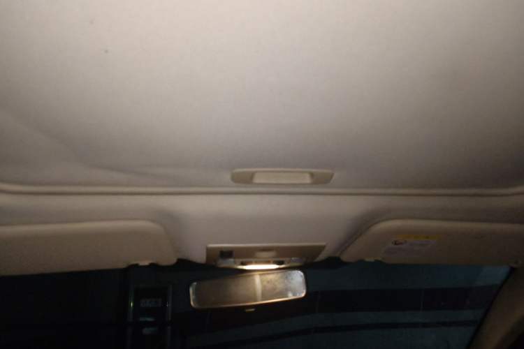 Used Ford Mondeo 2011 2.0L GTDi 200 Fashion Edition Headliner
