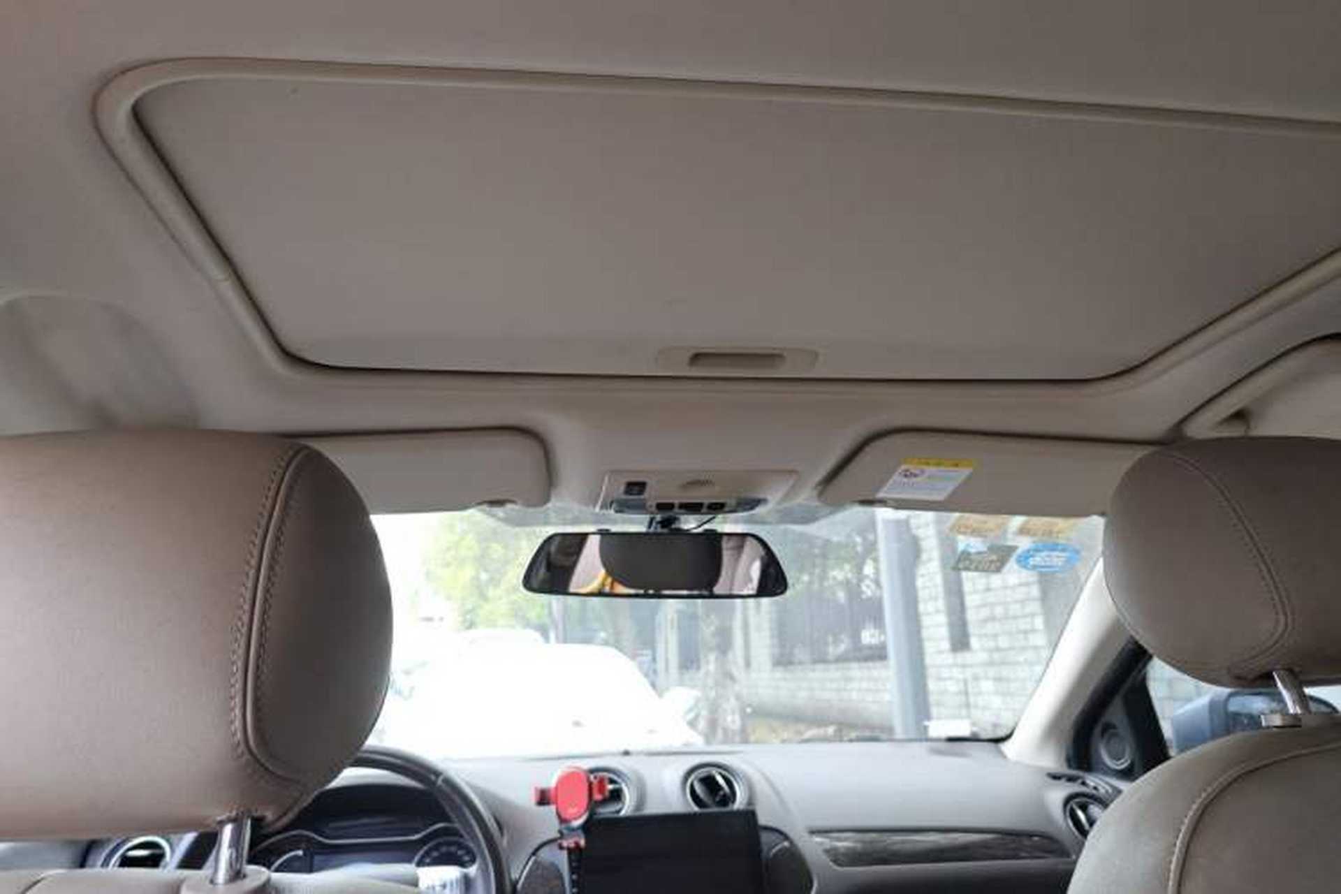 Used Ford Mondeo 2011 2.0L GTDi 200 Fashion Edition Headliner