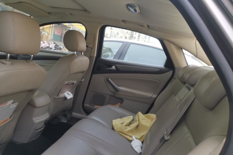 Used Ford Mondeo 2011 2.3L Fashion Edition Headliner