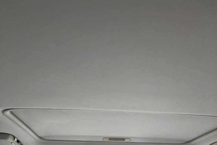 Used Ford Mondeo 2011 2.0L GTDi240 Ultimate Edition Headliner