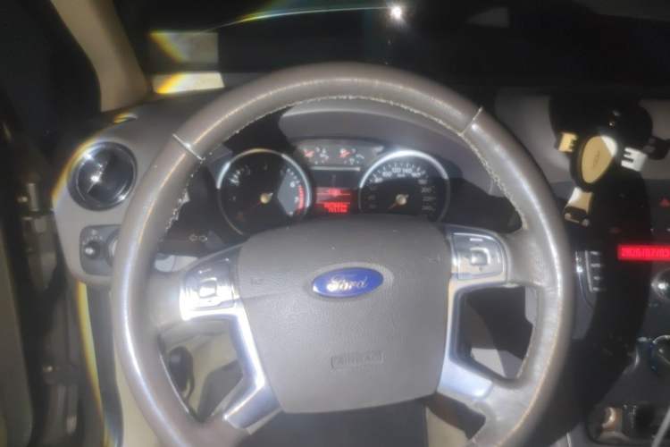 Used Ford Mondeo 2011 2.3L Fashion Edition Instrument Cluster