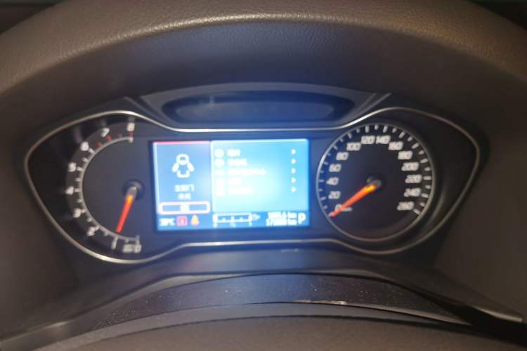 Used Ford Mondeo 2011 2.0L GTDi 200 Fashion Edition Instrument Cluster