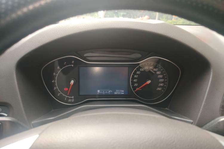 Used Ford Mondeo 2011 2.0L GTDi 200 Luxury Edition Instrument Cluster