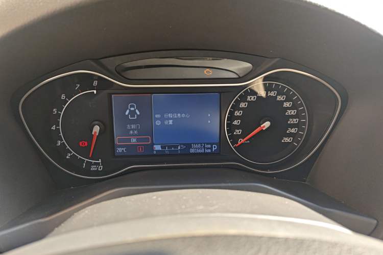 Used Ford Mondeo 2011 2.0L GTDi 200 Fashion Edition Instrument Cluster