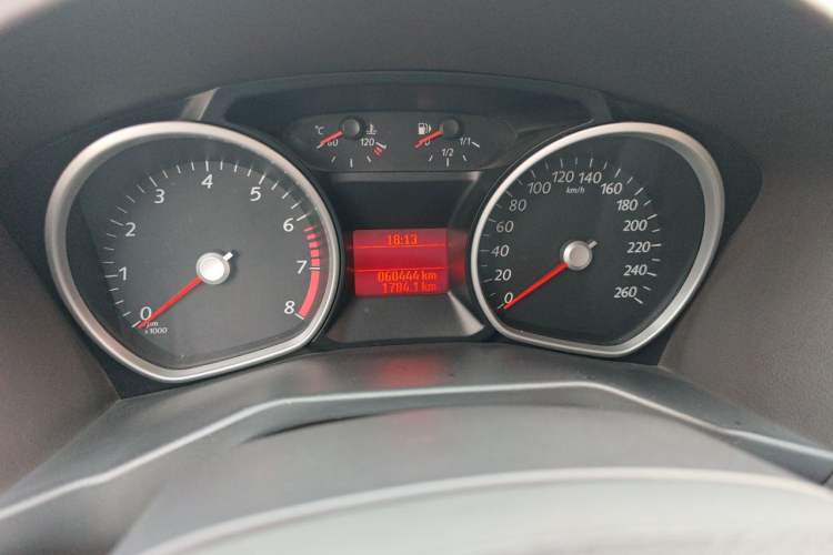 Used Ford Mondeo 2011 2.3L Fashion Edition Instrument Cluster