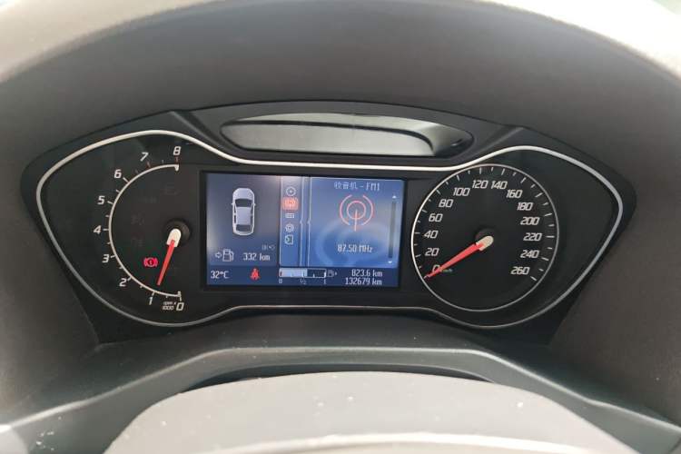 Used Ford Mondeo 2011 2.0L GTDi 200 Fashion Edition Instrument Cluster