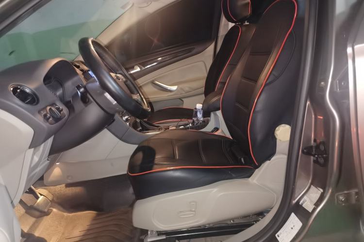 Used Ford Mondeo 2011 2.0L GTDi 200 Fashion Edition Left Front Seat