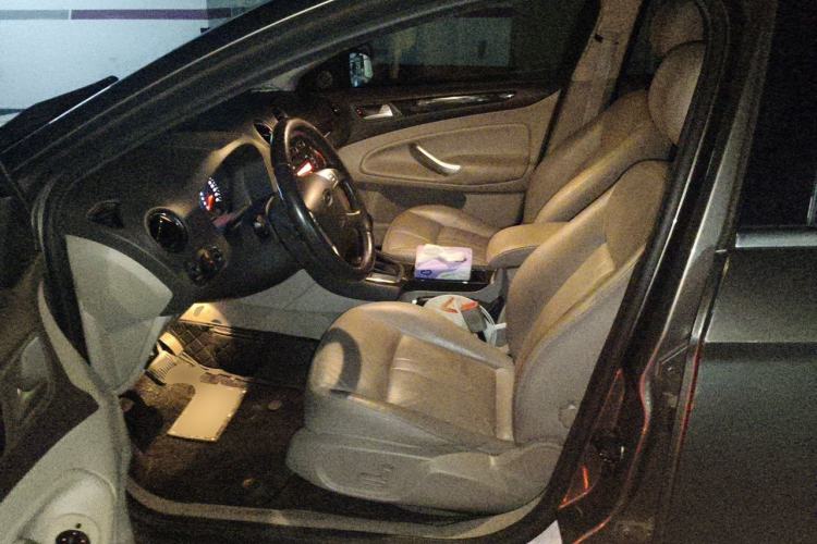 Used Ford Mondeo 2011 2.0L GTDi 200 Fashion Edition Left Front Seat