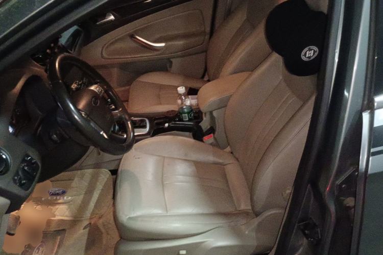 Used Ford Mondeo 2011 2.0L GTDi 200 Fashion Edition Left Front Seat