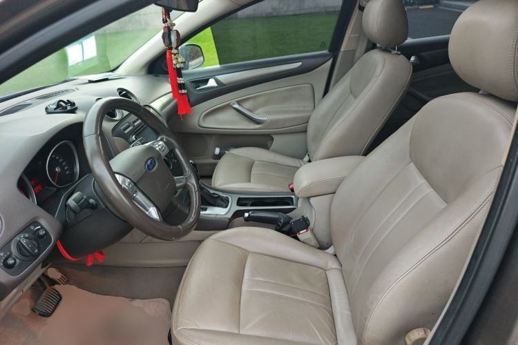 Used Ford Mondeo 2011 2.3L Fashion Edition Left Front Seat