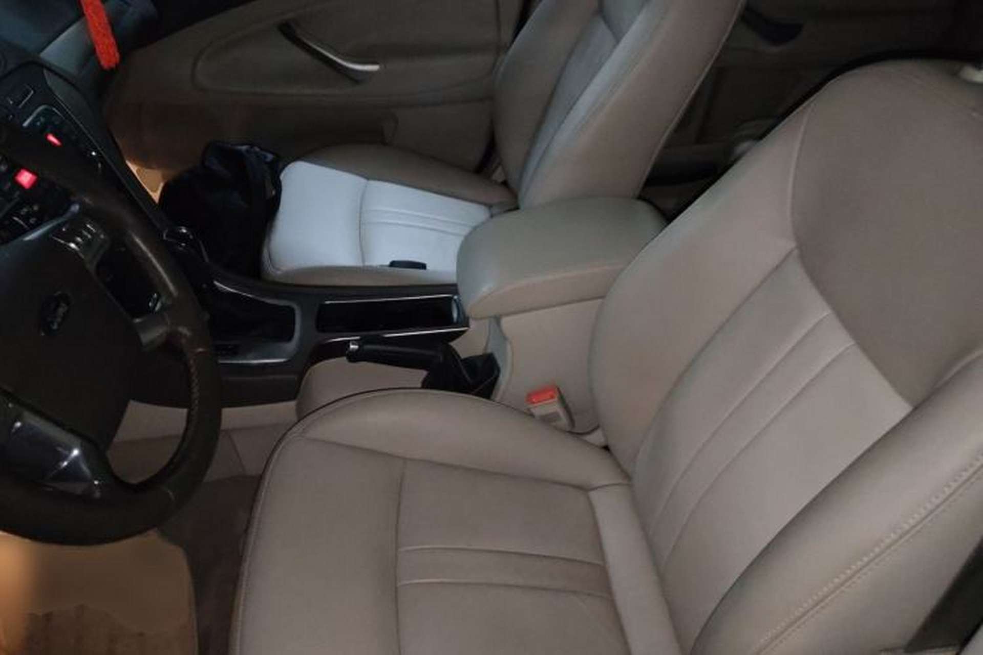 Used Ford Mondeo 2011 2.3L Fashion Edition Left Front Seat
