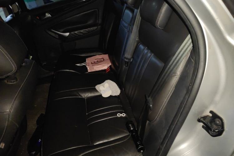 Used Ford Mondeo 2011 2.0L GTDi 200 Luxury Edition Left Rear Seat