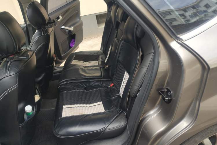 Used Ford Mondeo 2011 2.0L GTDi 200 Luxury Edition Left Rear Seat