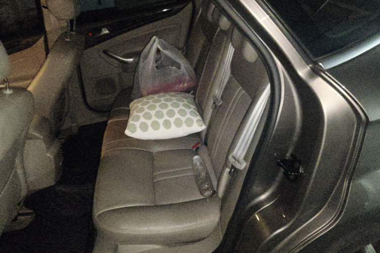 Used Ford Mondeo 2011 2.0L GTDi 200 Fashion Edition Left Rear Seat