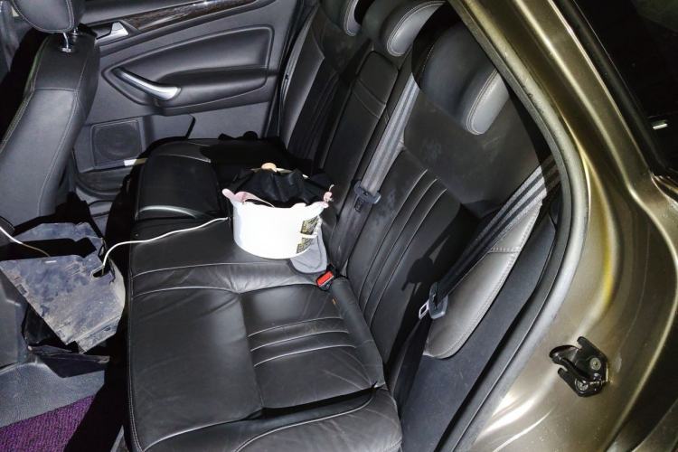 Used Ford Mondeo 2011 2.3L Luxury Model Left Rear Seat