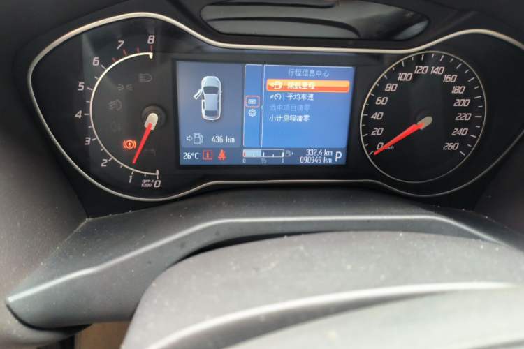 Used Ford Mondeo 2011 2.0L GTDi 200 Fashion Edition Odometer Close Up