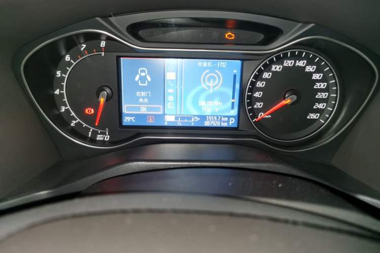 Used Ford Mondeo 2011 2.3L Luxury Model Odometer Close Up