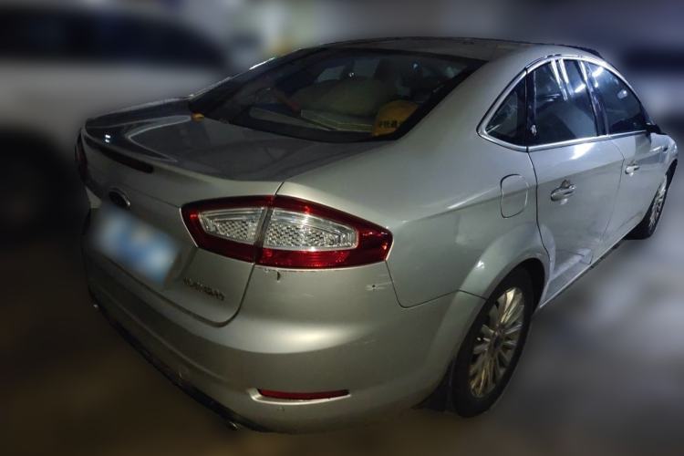 Used Ford Mondeo 2011 2.0L GTDi 200 Luxury Edition Rear Right 45 Deg