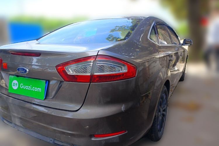 Used Ford Mondeo 2011 2.0L GTDi 200 Fashion Edition Rear Right 45 Deg