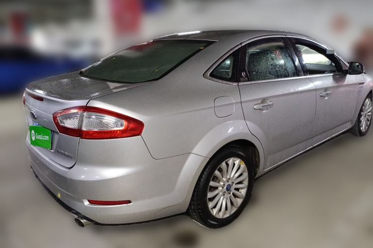 Used Ford Mondeo 2011 2.0L GTDi 200 Luxury Edition Rear Right 45 Deg