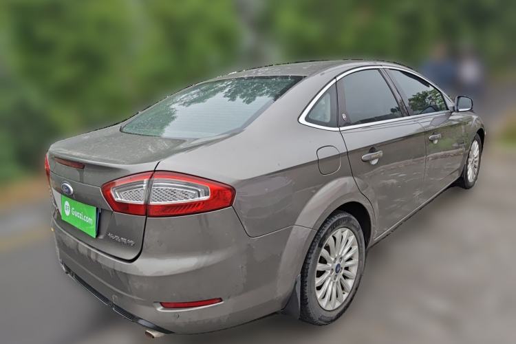Used Ford Mondeo 2011 2.0L GTDi240 Ultimate Edition Rear Right 45 Deg