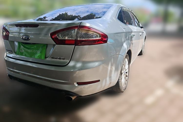 Used Ford Mondeo 2011 2.0L GTDi 200 Fashion Edition Rear Right 45 Deg