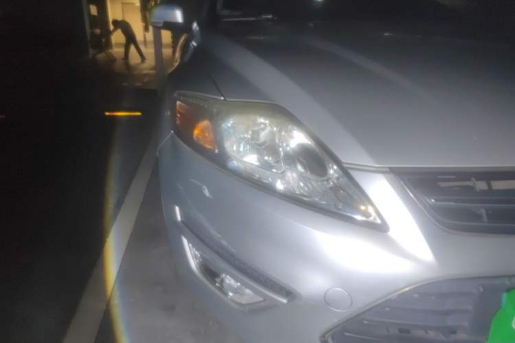 Used Ford Mondeo 2011 2.3L Fashion Edition Right Front Headlight