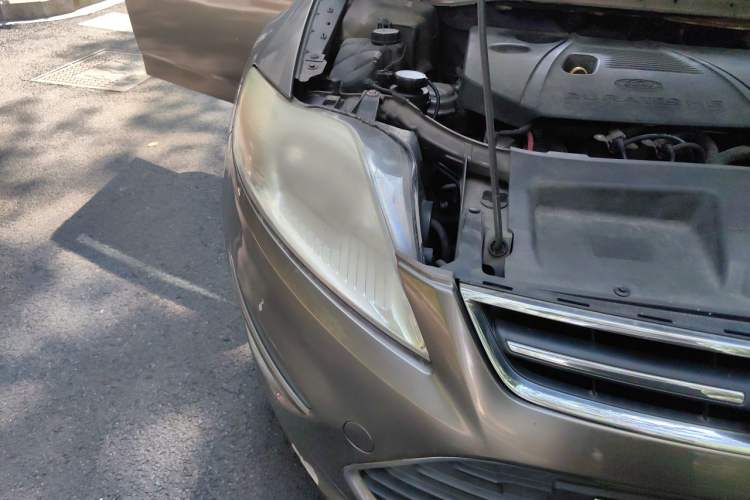 Used Ford Mondeo 2011 2.3L Fashion Edition Right Front Headlight