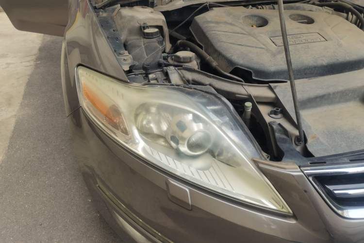 Used Ford Mondeo 2011 2.0L GTDi 200 Luxury Edition Right Front Headlight