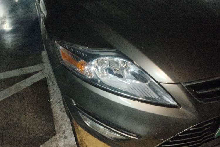 Used Ford Mondeo 2011 2.0L GTDi 200 Fashion Edition Right Front Headlight