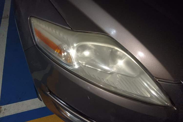 Used Ford Mondeo 2011 2.0L GTDi 200 Fashion Edition Right Front Headlight